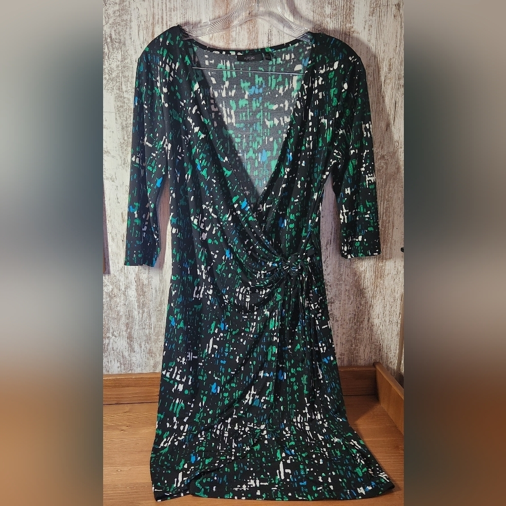Apt. 9 Black and Green Abstract Midi Dress